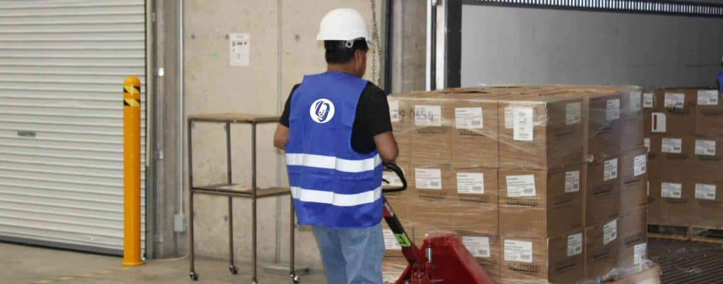 Instalaciones de almacén logístico con racks industriales en México